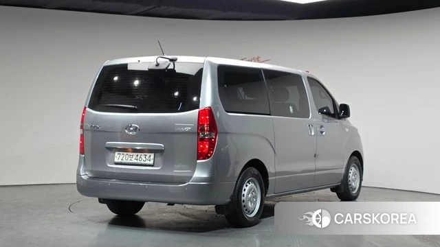 Hyundai The New Grand Starex 2019 Серебряный из Кореи