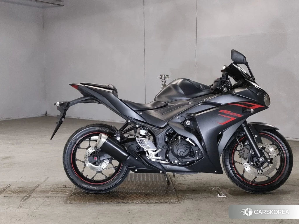 Проданный Yamaha YZF-R25 2016 из Японии