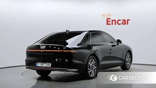 Hyundai Grandeur Hybrid (GN7) 2023 Черный из Кореи