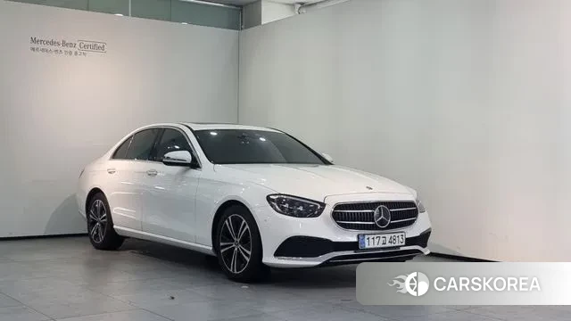 Mercedes-Benz E-Class W213 2020 Белый из Кореи