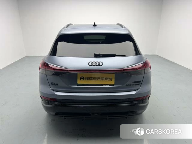 Audi Q4 e-tron 2022 Синий из Китая