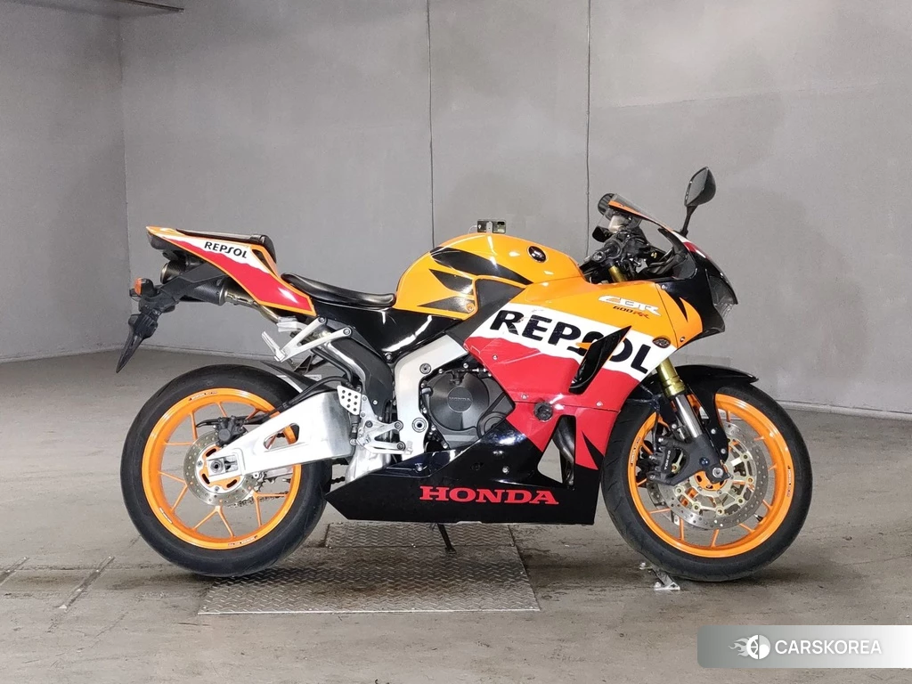 Проданный Honda CBR600RR 2015 из Японии, фото 2