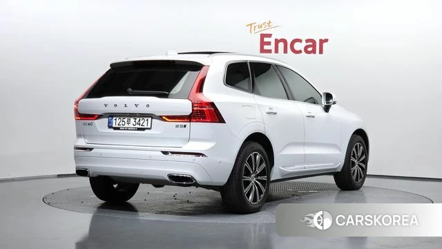 Volvo XC60 second Generation 2021 Белый из Кореи