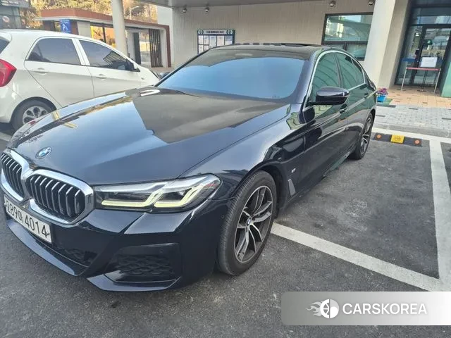 BMW 5 Series (G30) 2022 Синий из Кореи