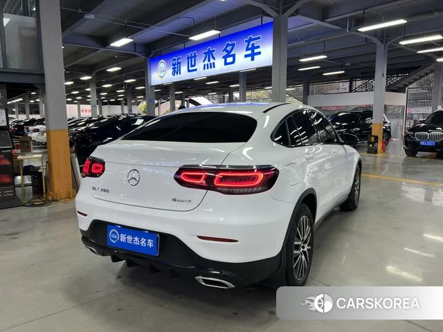 Mercedes-Benz GLC Coupe 2021 Белый из Китая