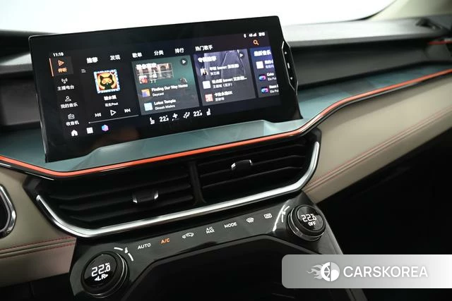 Lynk 06 2021 Черный из Китая
