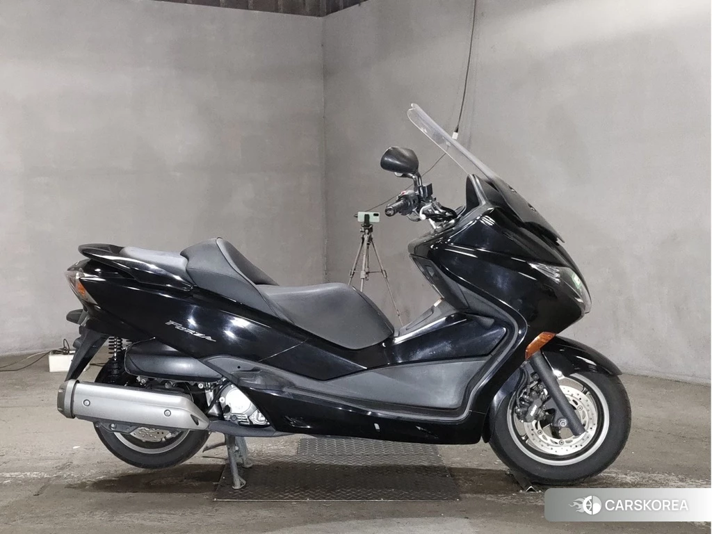 Проданный Honda FORZA Z 2010 из Японии, фото 2