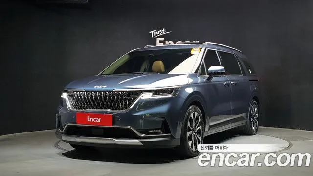 Kia Carnival 4th generation 2023 Небесно-голубой из Кореи