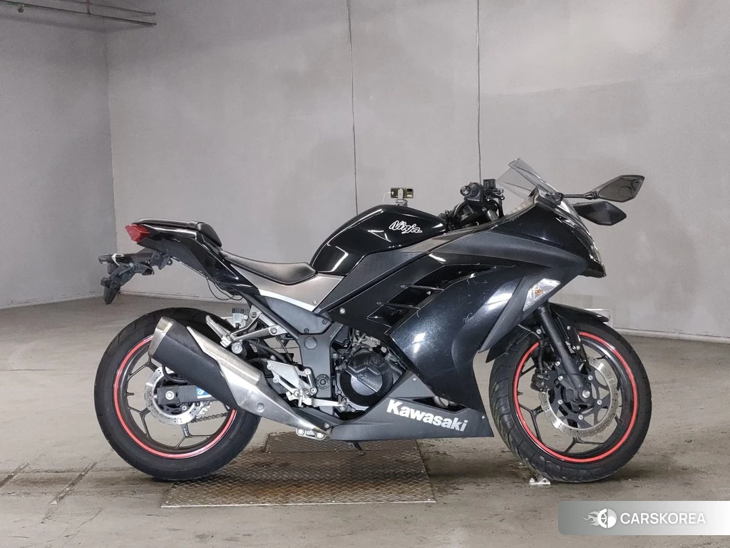 Проданный Kawasaki NINJA 250 2017 из Японии, фото 2