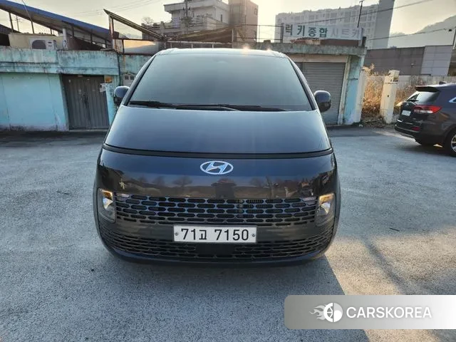 Hyundai Staria 2021 Серый из Кореи