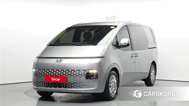 Hyundai Staria 2021 Серебряный из Кореи