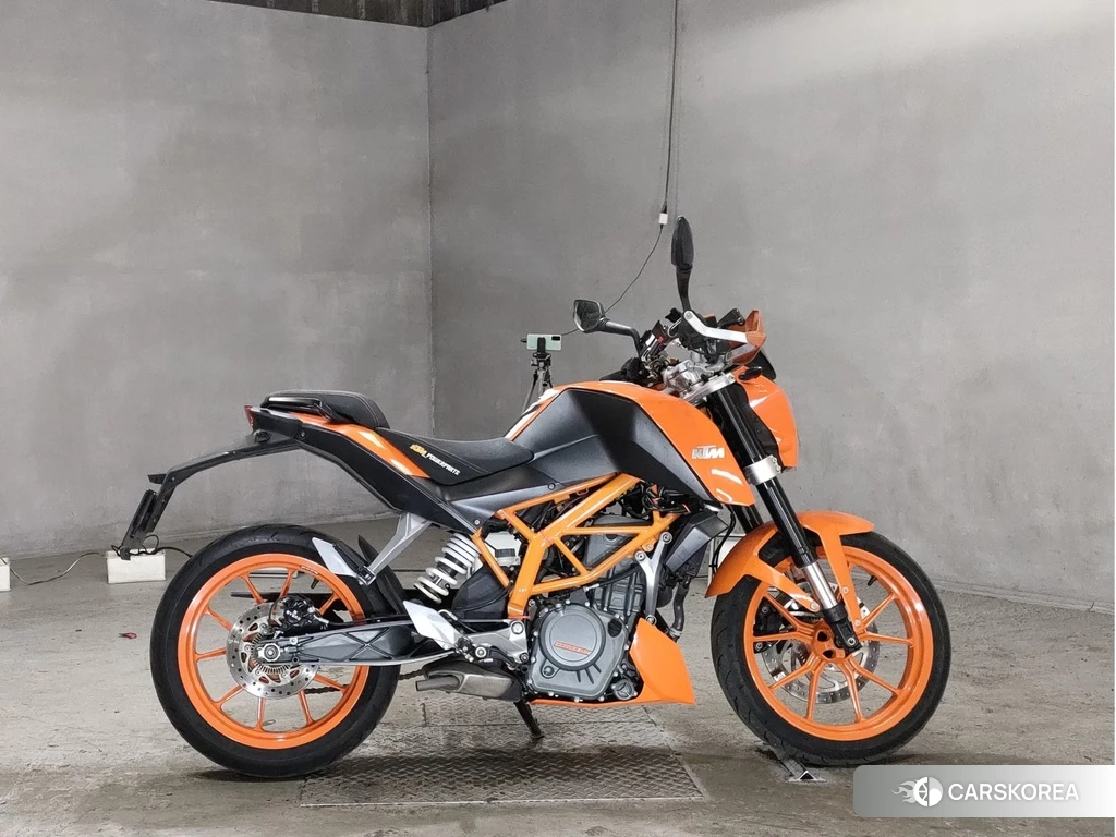 Проданный KTM 390 DUKE 2015 из Японии