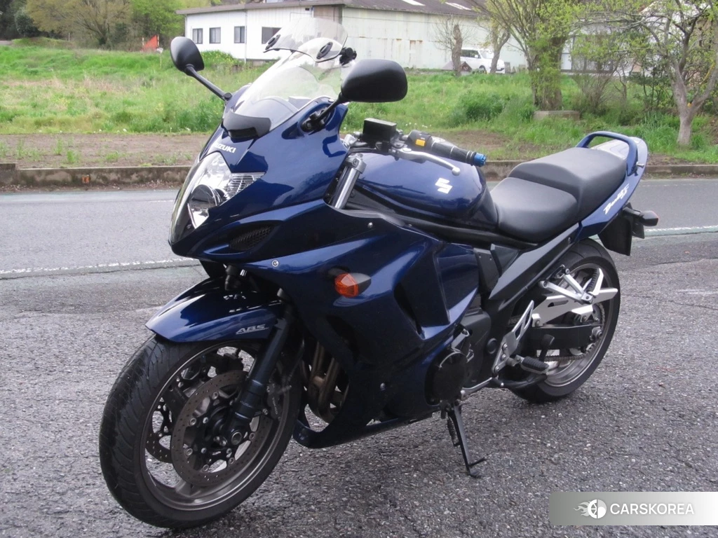 Проданный Suzuki BANDIT 1250F 2010 из Японии