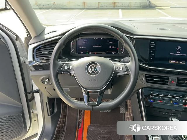 Volkswagen Tanyue 2022 Белый из Китая