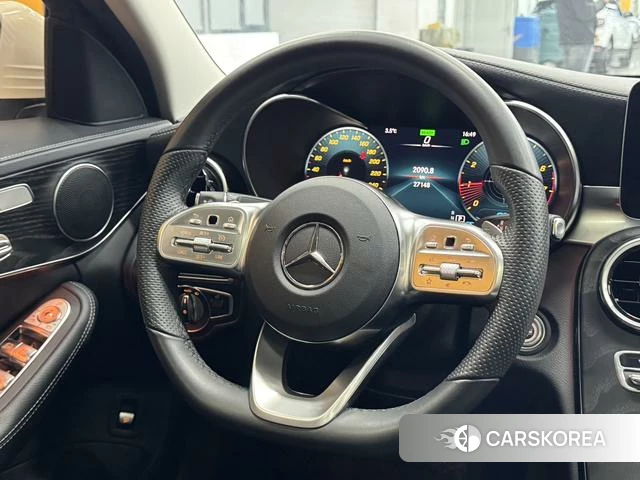 Mercedes-Benz Class C 2022 Белый из Китая