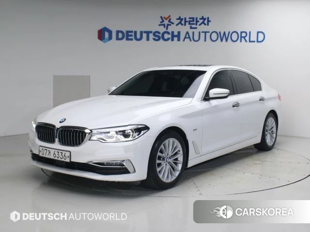 BMW 5 Series (G30) 2019 Белый из Кореи