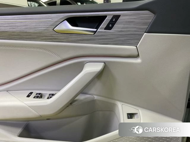 Volkswagen Sagitar 2022 Белый из Китая