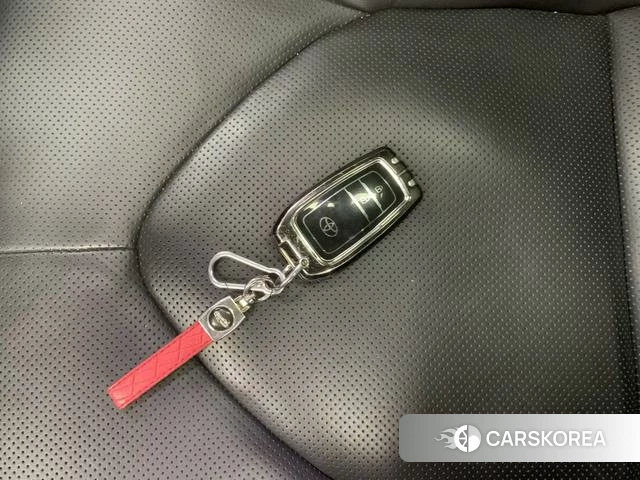 Toyota Highlander 2025 Черный из Китая