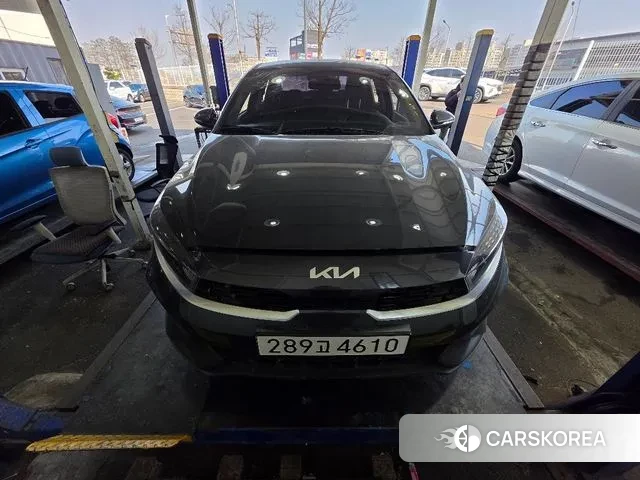 Kia The New K3 2nd generation 2022 Серый из Кореи