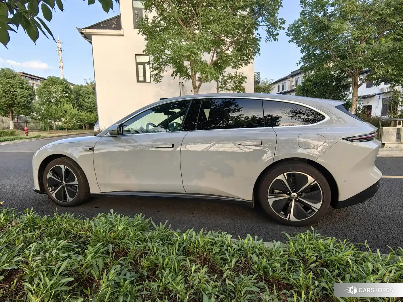 Weilai Nio ET5T 2024 Silver/gray из Китая