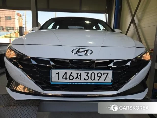 Hyundai Avante (CN7) 2021 Белый из Кореи