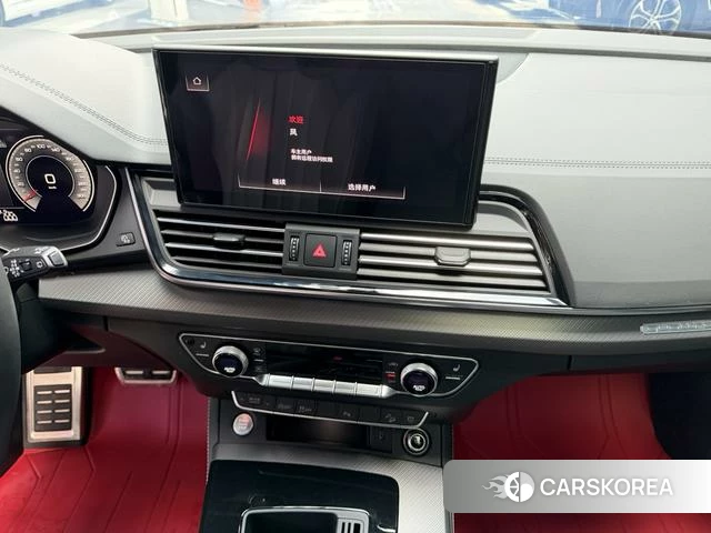 Audi Q5L 2024 Черный из Китая