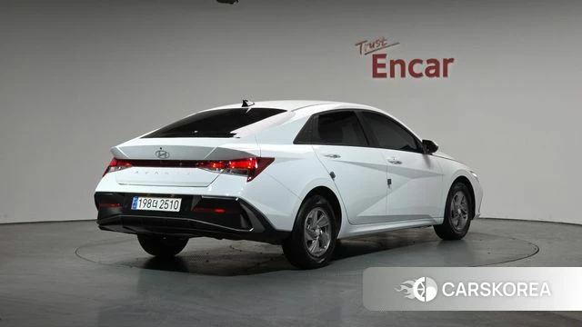 Hyundai The New Avante (CN7) 2024 Белый из Кореи