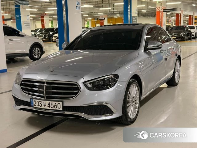 Mercedes-Benz E-Class W213 2021 Серый из Кореи
