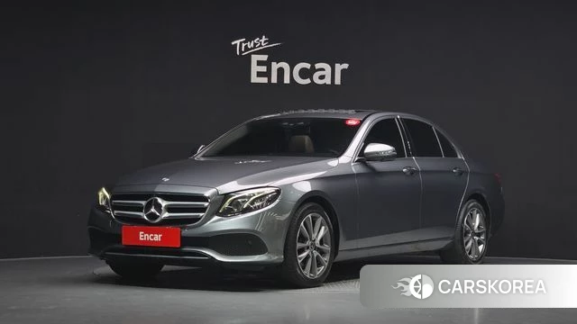 Mercedes-Benz E-Class W213 2019 Серый из Кореи
