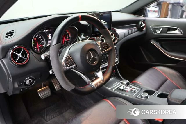 Mercedes-Benz GLA AMG 2018 Темно-серый из Китая