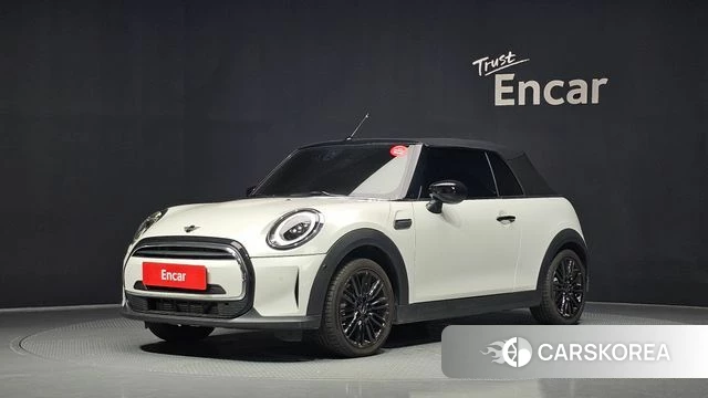 Mini Cooper Convertible 2024 Белый из Кореи