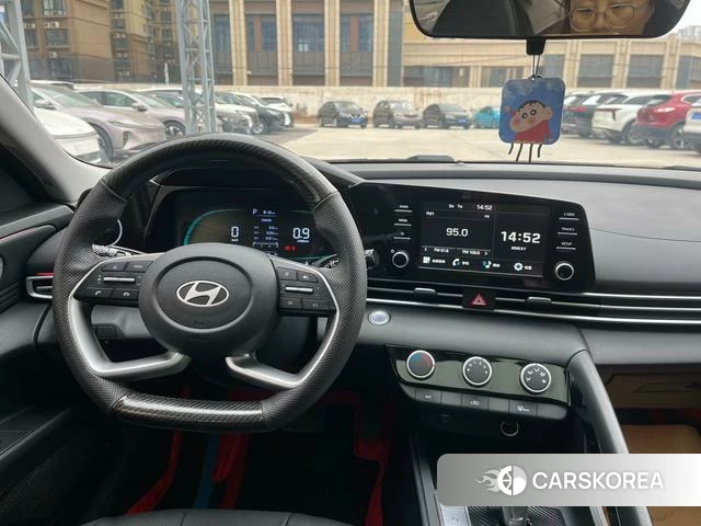 Hyundai Elantra 2024 Черный из Китая