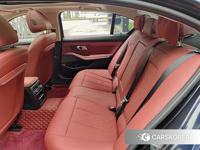BMW 3 series 2025 Черный из Китая
