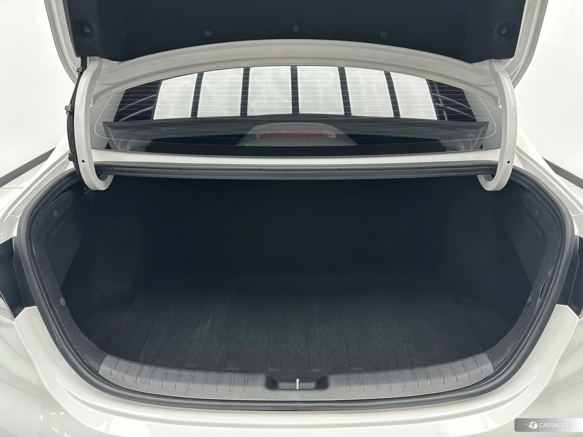 Kia K3 2023 Белый из Китая
