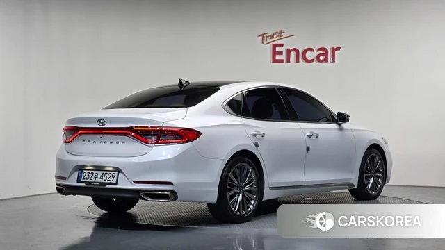 Hyundai Grandeur IG 2018 Белый из Кореи