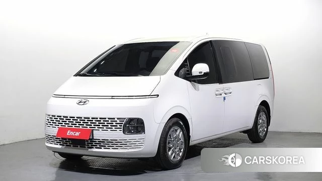 Hyundai Staria 2023 Белый из Кореи