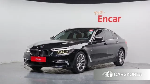 BMW 5 Series (G30) 2018 Черный из Кореи