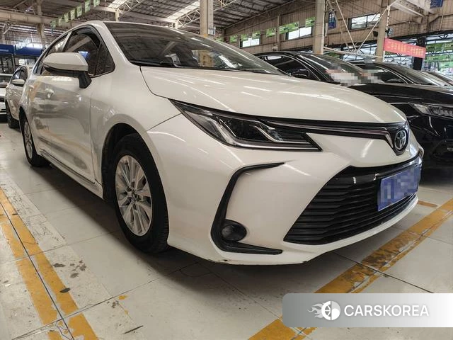 Toyota Corolla 2022 Белый из Китая