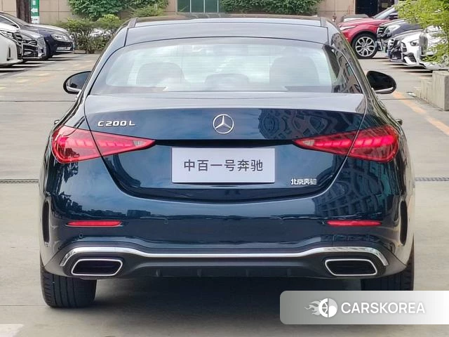 Mercedes-Benz Class C 2022 Зеленый из Китая