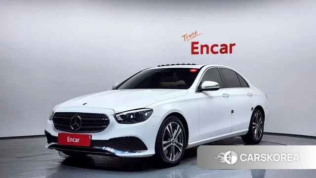 Mercedes-Benz E-Class W213 2021 Белый из Кореи