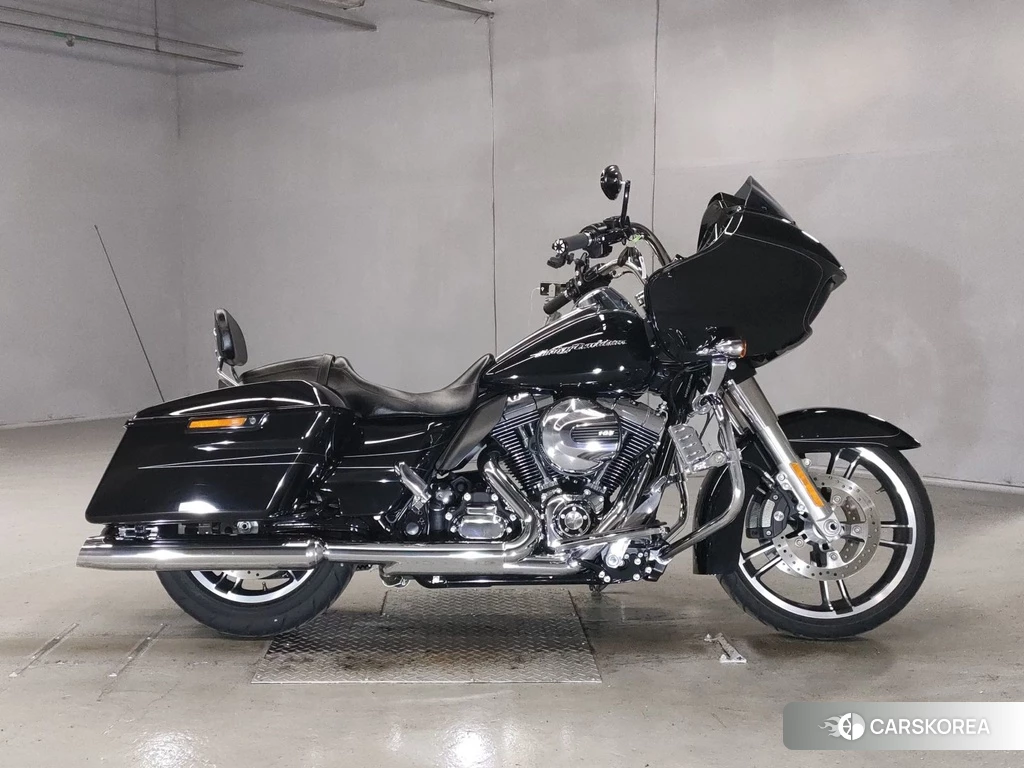 Проданный Harley-Davidson Road Glide FLTRXS1690 2015 из Японии, фото 2