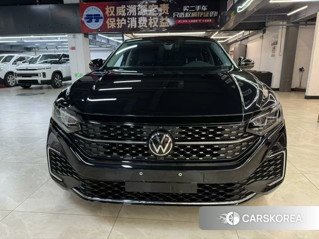 Volkswagen Passat 2024 Черный из Китая