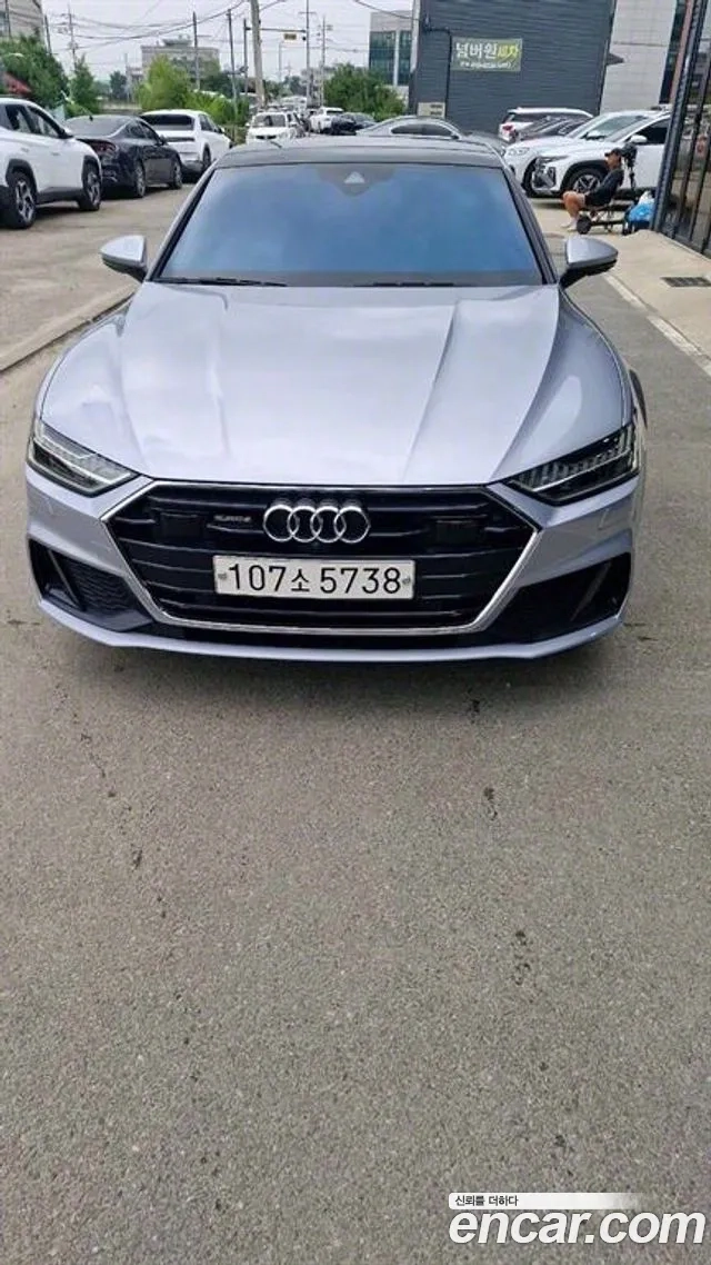 Audi A7 (4K) 2020 Светло-серебряный цвет из Кореи