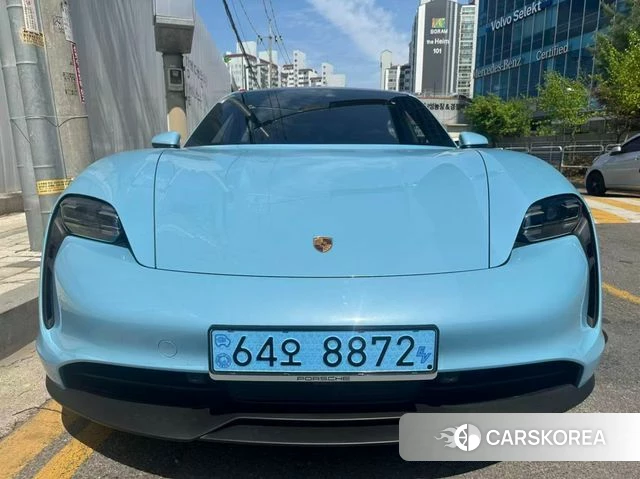 Porsche Taycan 2023 Небесно-голубой из Кореи