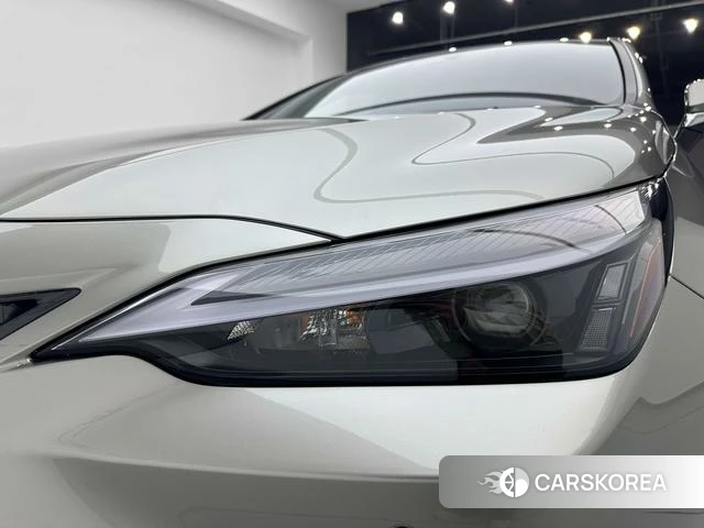 Lexus NX 2025 Темно-серый из Китая