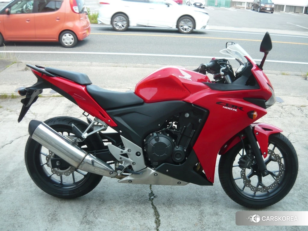 Проданный Honda CBR400R 2014 из Японии, фото 2
