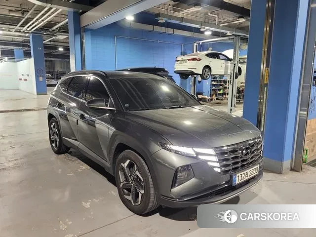 Hyundai Tucson (NX4) 2022 Серый из Кореи