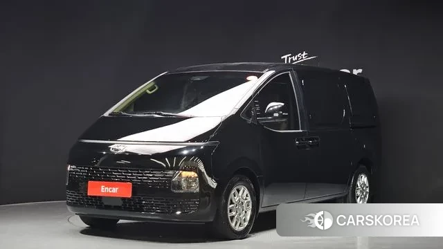 Hyundai Staria 2023 Черный из Кореи