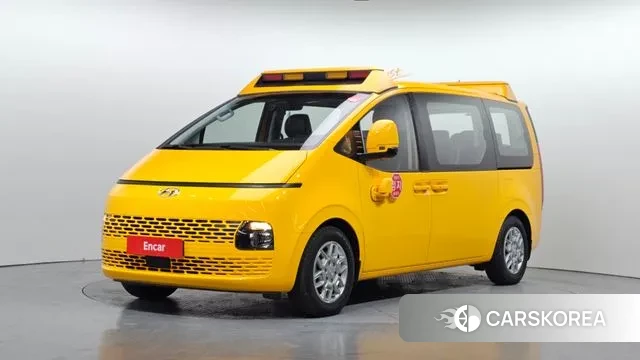 Hyundai Staria 2022 Желтый из Кореи