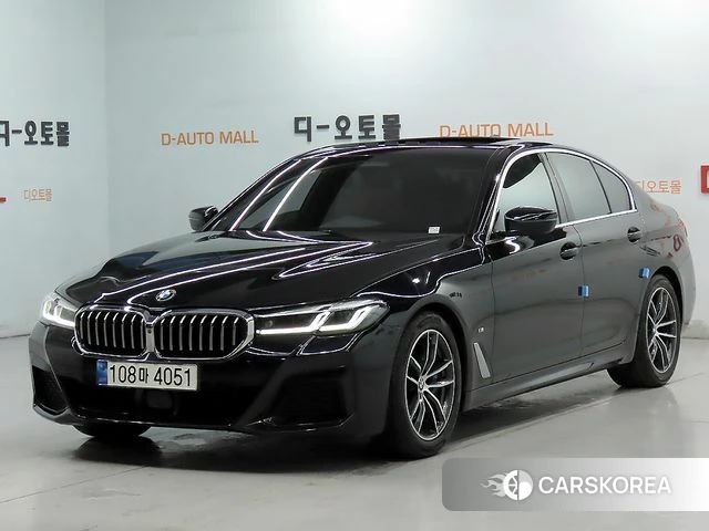 BMW 5 Series (G30) 2021 Черный из Кореи